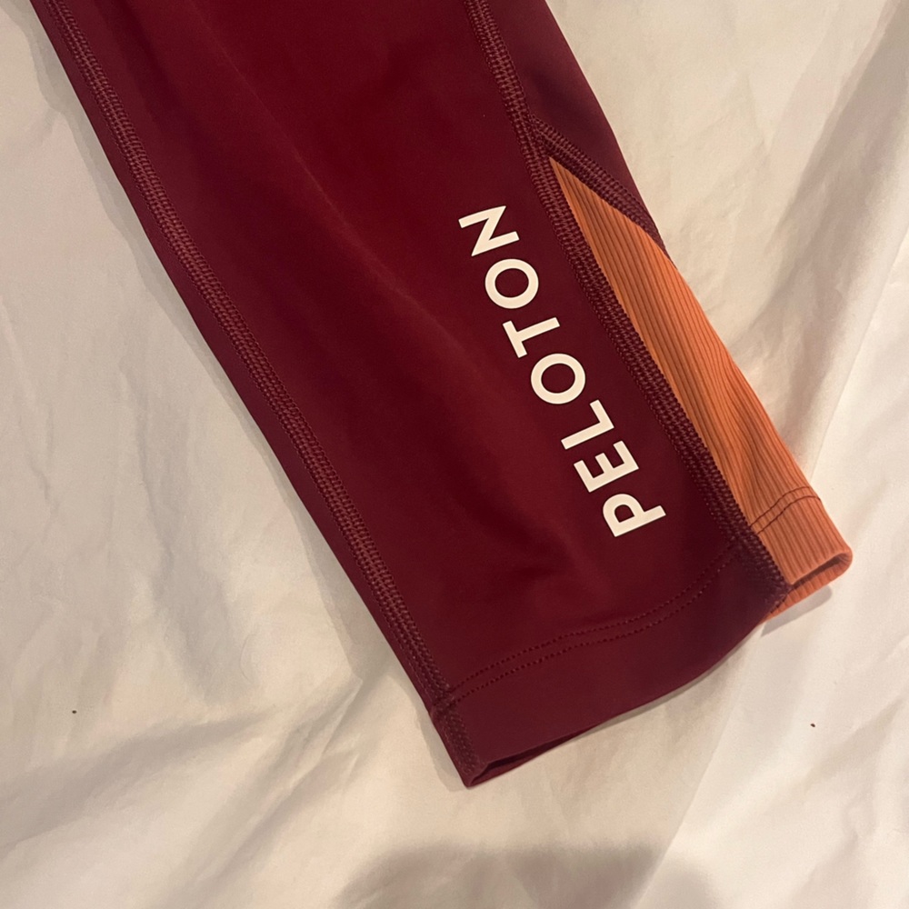 Peloton Burgundy Leggings - Picture 6 of 6